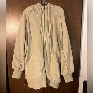 Women’s M zip up oversized free people hoodie